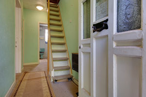 Entrance Hall- click for photo gallery